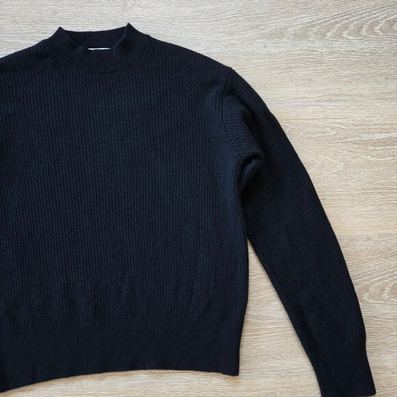 Uniqlo x Comptoir des Cotonniers Lambswool Crew Neck Sweater Size Medium NWT - Picture 6 of 16